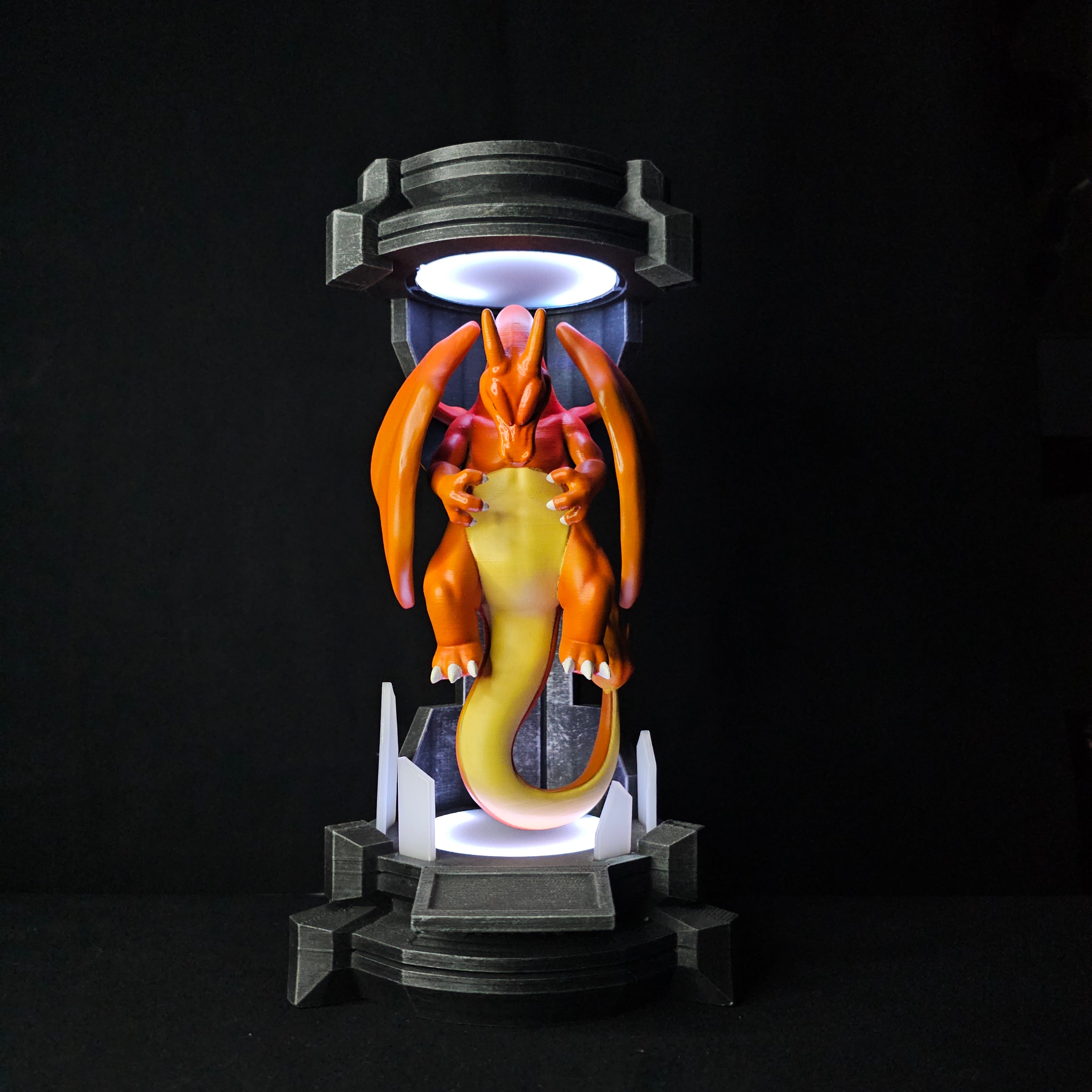 Lámpara Charizard en Incubadora RGB