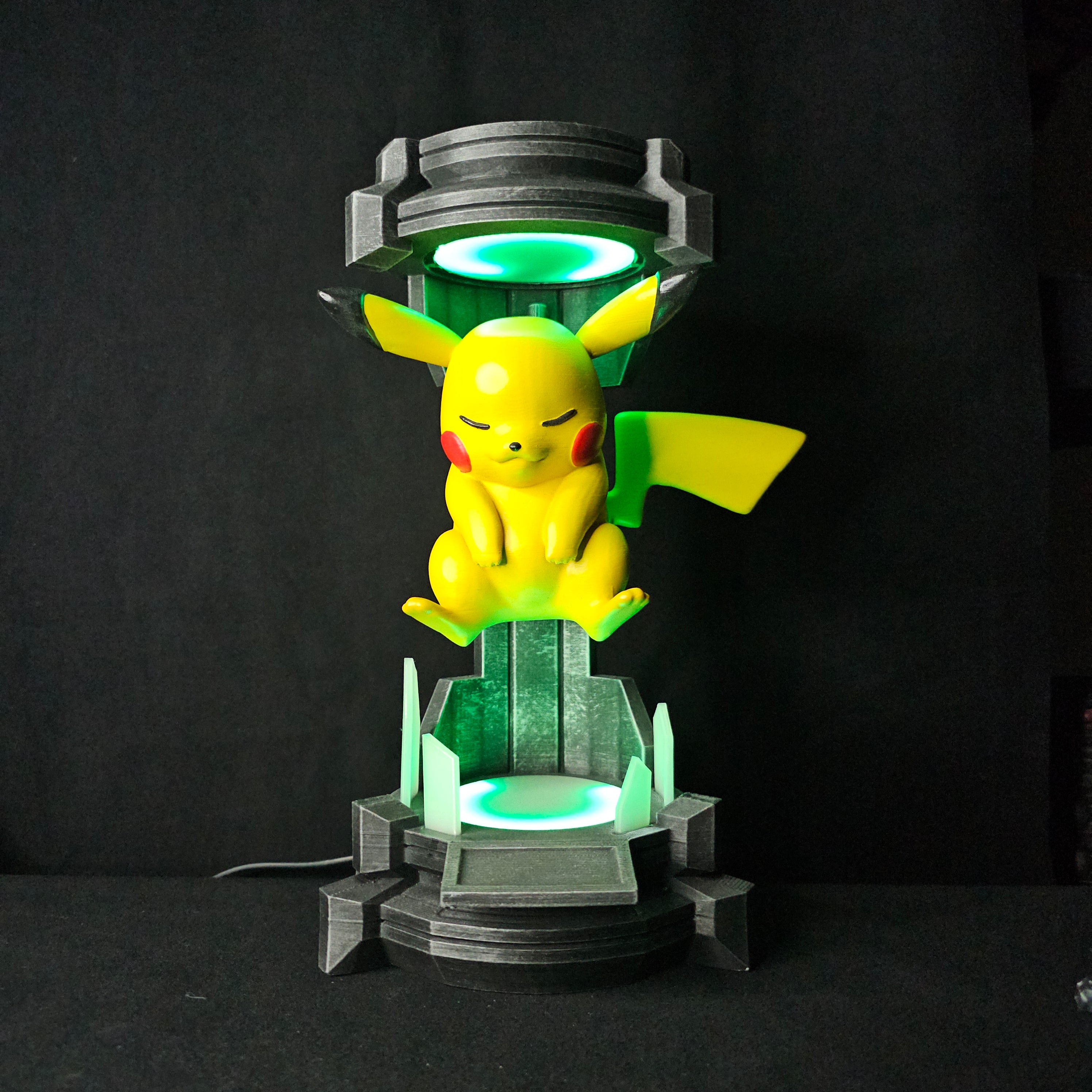 Lámpara Pikachu en Incubadora RGB