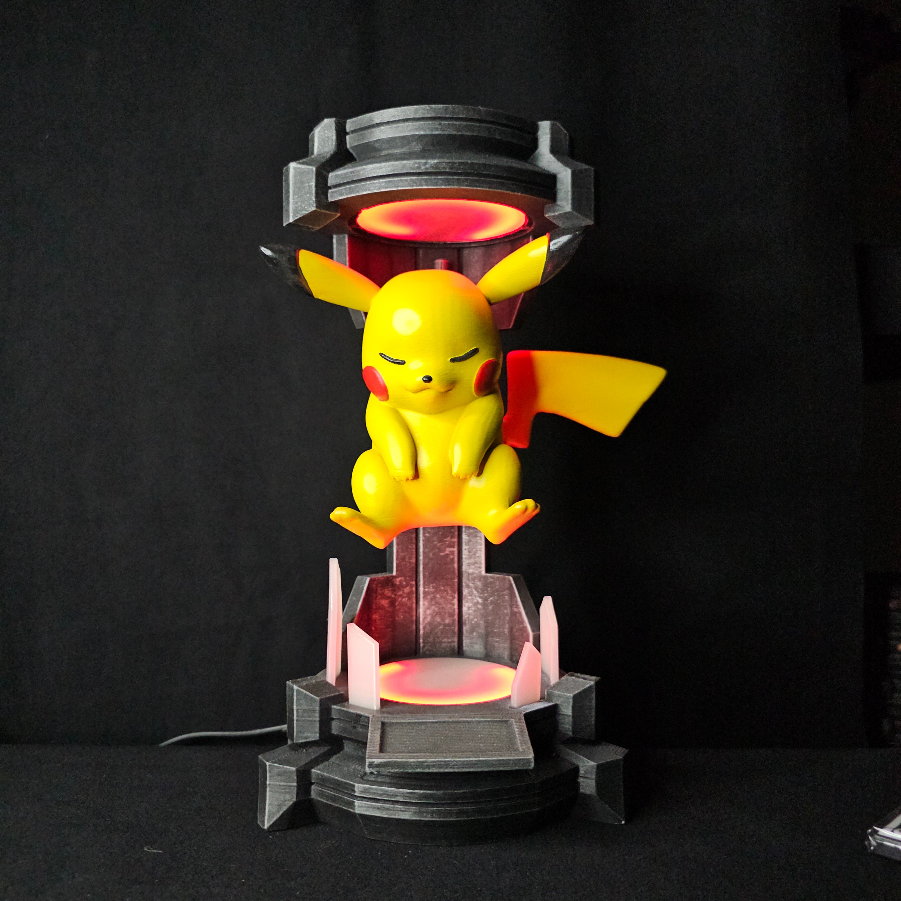 Lámpara Pikachu en Incubadora RGB